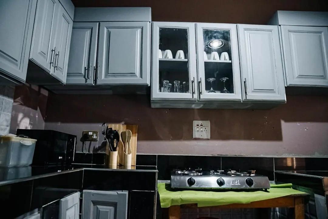 Divine & Destiny Homes 캄팔라 펜션